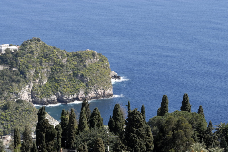 La côte en contrebas de Taormine