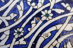 Mosaïque bleue et blanche de la mosquée d'été