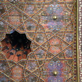 Plafond dans le palais Tach Khaouli