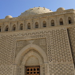 Façade du mausolée Samani