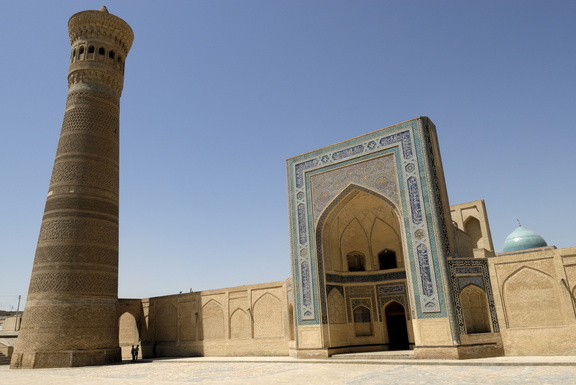 La mosquée Kalon et son minaret (48 m)