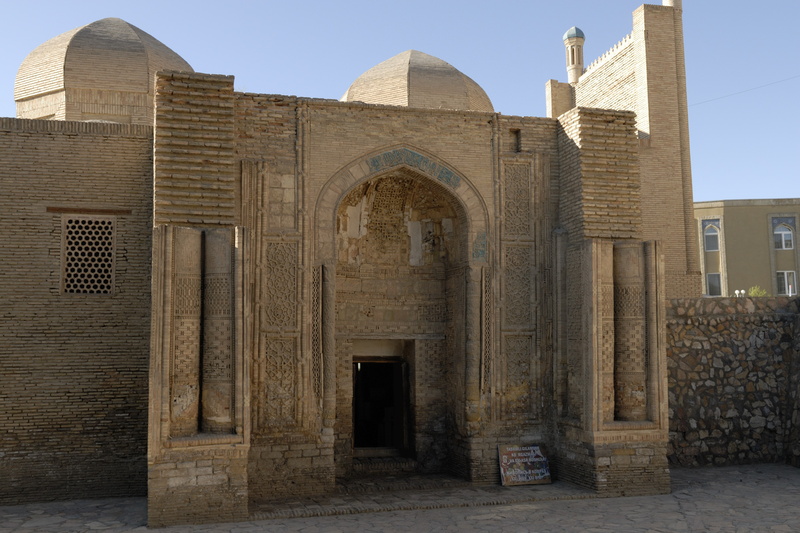 La mosquée Magok-i-Attari (portail sud) du XIIème
