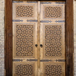 Porte dans le mausolée du Bakhaouddin Nakhchban