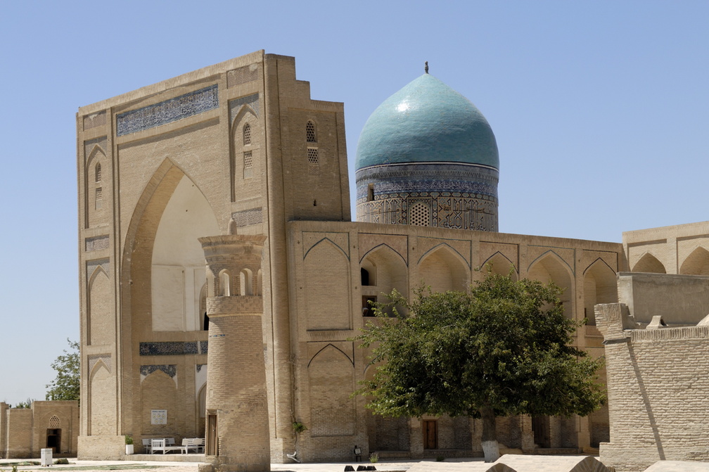 La mosquée et la coupole Thor Bakr