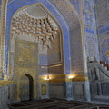 Le mirhab doré de la mosquée de la médersa Tilia Kari