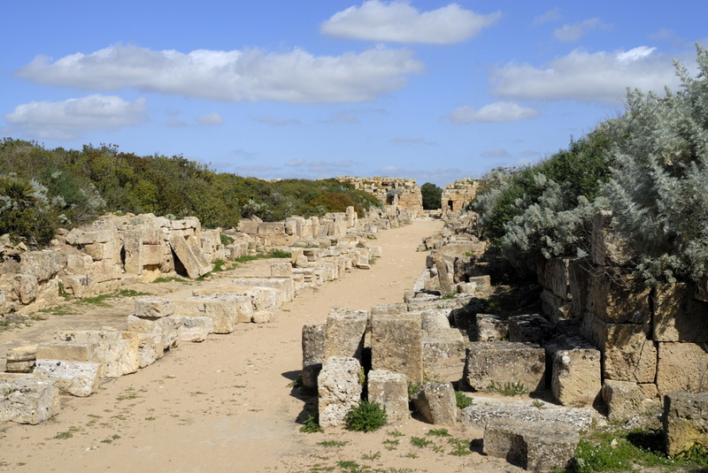 Le décumanus principal sud-nord