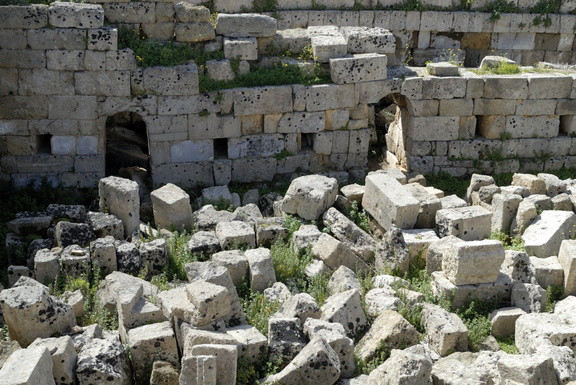 Ruines des fortications (nord du site)