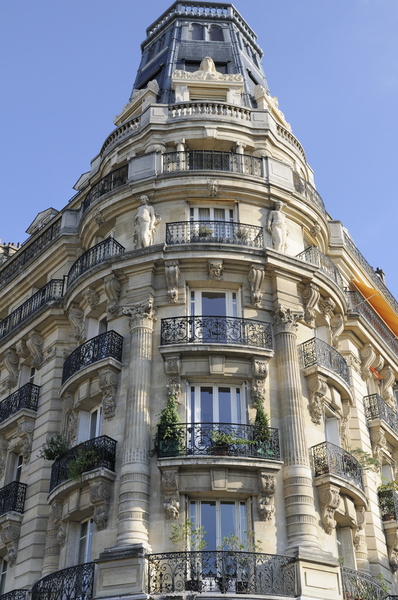 Façade angle Rue A. Comte et Avenue de l'Observatoire