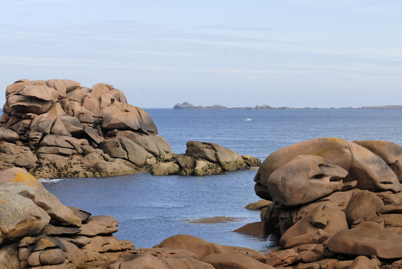 Au loin, les Sept-iles, réserve ornythologique