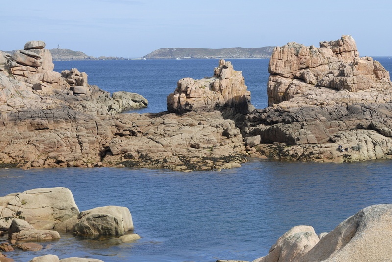 Le calme de la mer et la force des roches