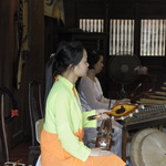 Musicienne (Temple de la Littérature)