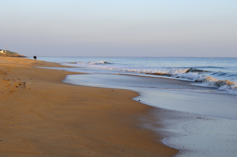 La plage de Bonne Source, le soir