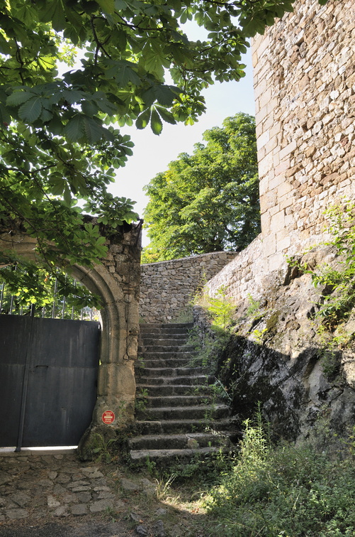 Le chemin de l'Eglise de Thorrenc