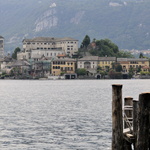 L'Ile San Giulio et son séminaire (qui domine l'île)