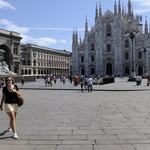 Au matin, le Dôme de Milan est dans l'ombre