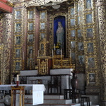 la  Vierge à l'enfant du choeur de la Cathédrale de Phat Diem