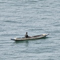 Pirogue devant l'hôtel