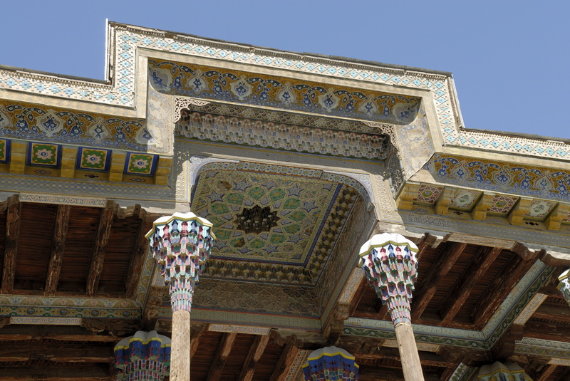 Plafond de l'iwan de la mosquée Bolo Haouz