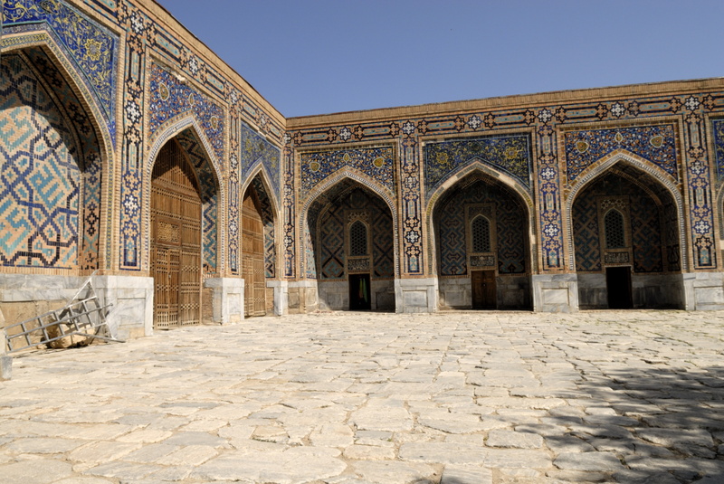 La cour de la médersa Tilla Kari