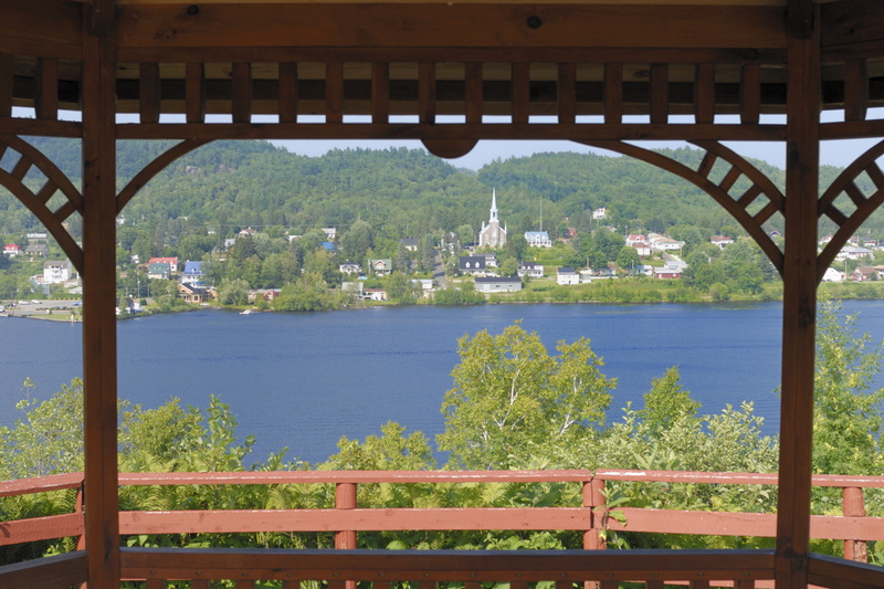 Grandes-Piles (vue de St-Jean-des-Piles)