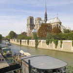 Péniches restaurants et Notre-Dame