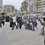 Les touristes sont nombreux sur la corniche