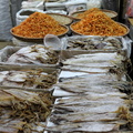 Poissons, calamars et crevettes séchés à Dong Xuan