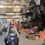 A proximité du marché Dong Xuan à Hanoï