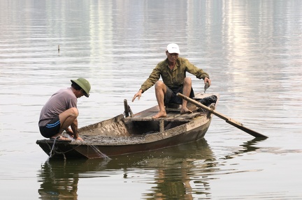 Remontée des filets au Lac de l'Ouest