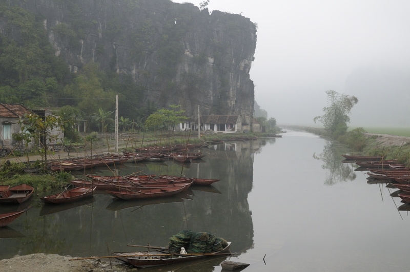 Petit port vers Bich Dong